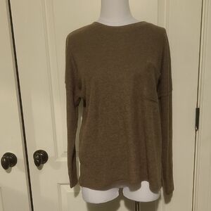 NWOT Soft Ribbed Sweater With Front Pocket